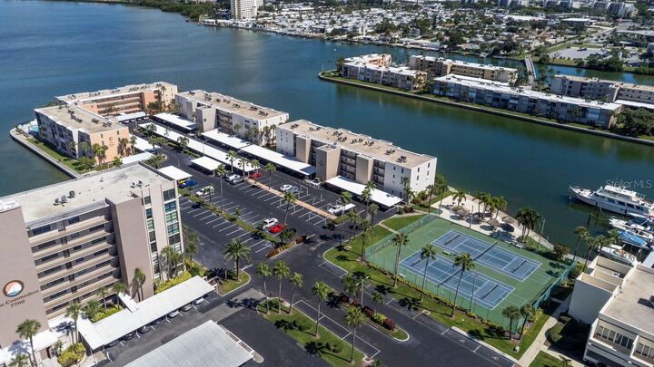 Property Photo: 7645 Sun Island Drive S 101 FL 33707