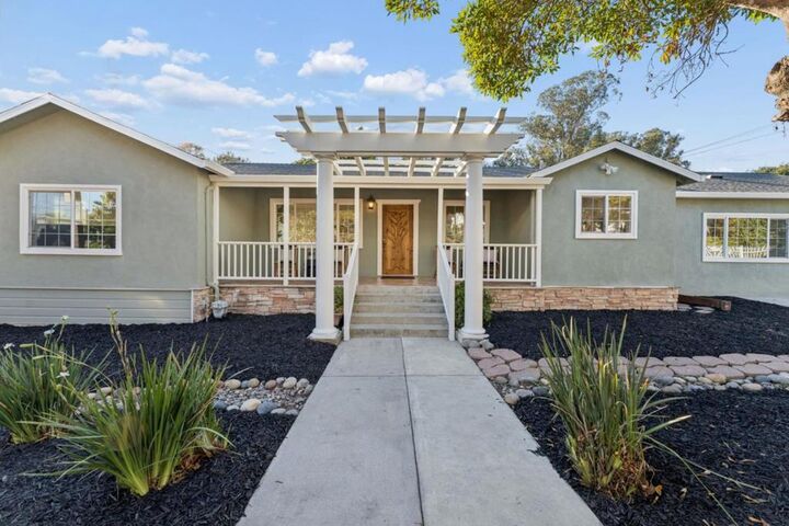 Property Photo:  1725 E 30th Avenue  CA 95062 