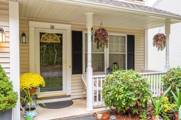 Property Photo:  30 Juniper Ln 30  MA 01876 
