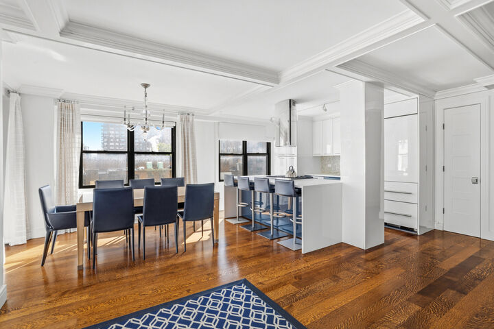 Property Photo:  200 E 74th Street 7ab  NY 10021 