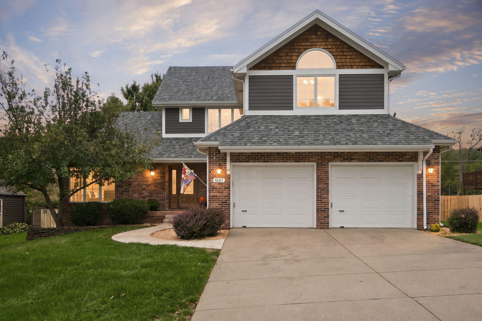Property Photo:  1667 S Woodbury Avenue  MO 65809 
