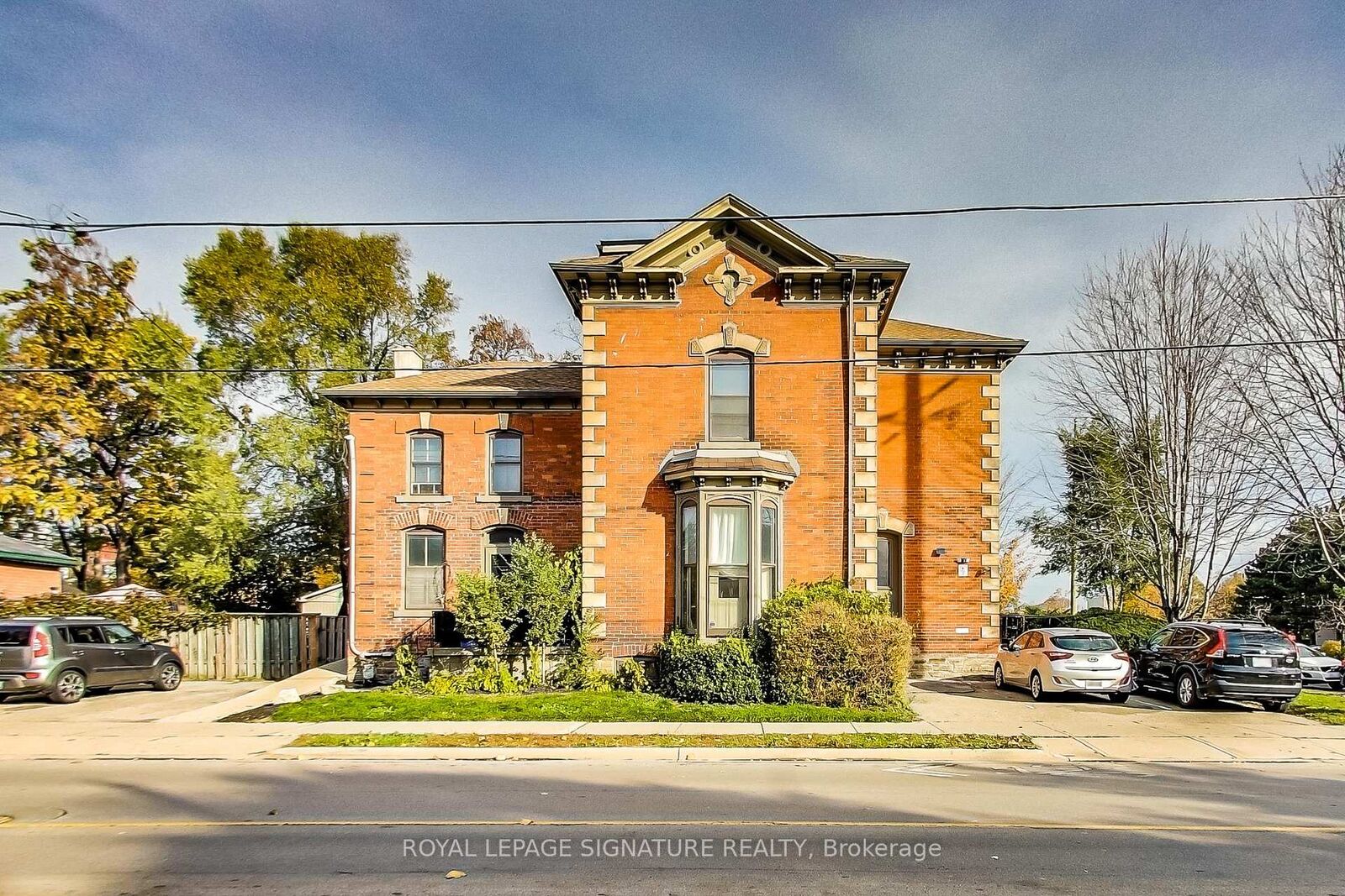 Property Photo:  102 West Avenue S 2  ON L8N 2S3 
