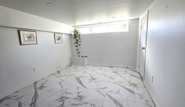 Property Photo:  216 Taylor Mills Drive N Bsmt  ON L4C 2T7 