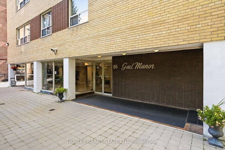 Property Photo:  85 Lawton Boulevard 805  ON M4V 1Z7 