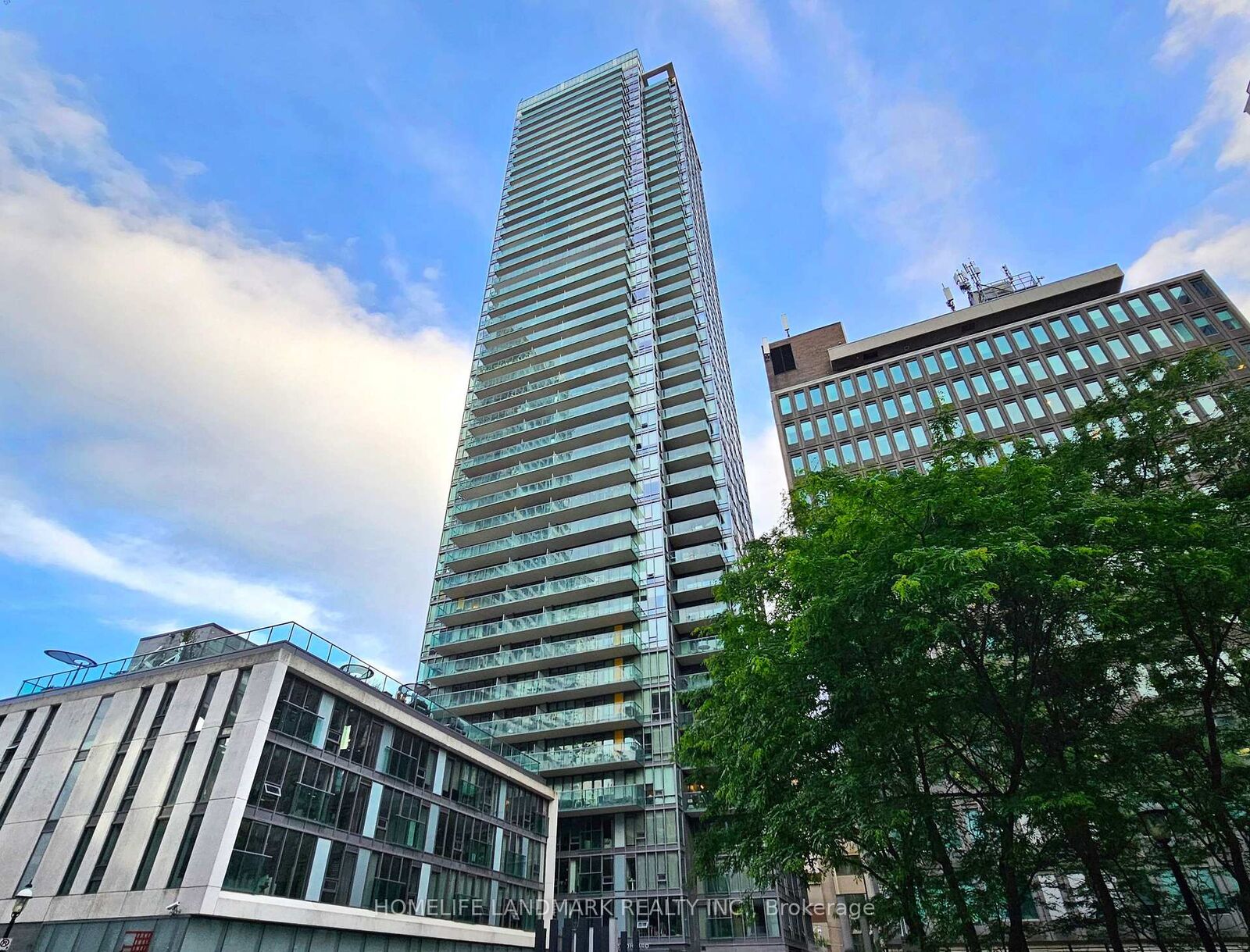 Property Photo:  33 Lombard Street 3301  ON M5C 3H8 