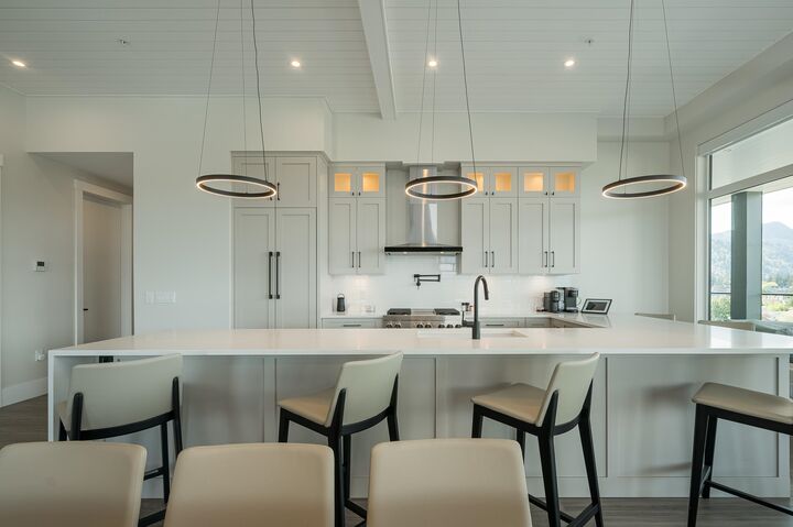 Property Photo:  45745 Watson Road 605  BC V2R 6K3 