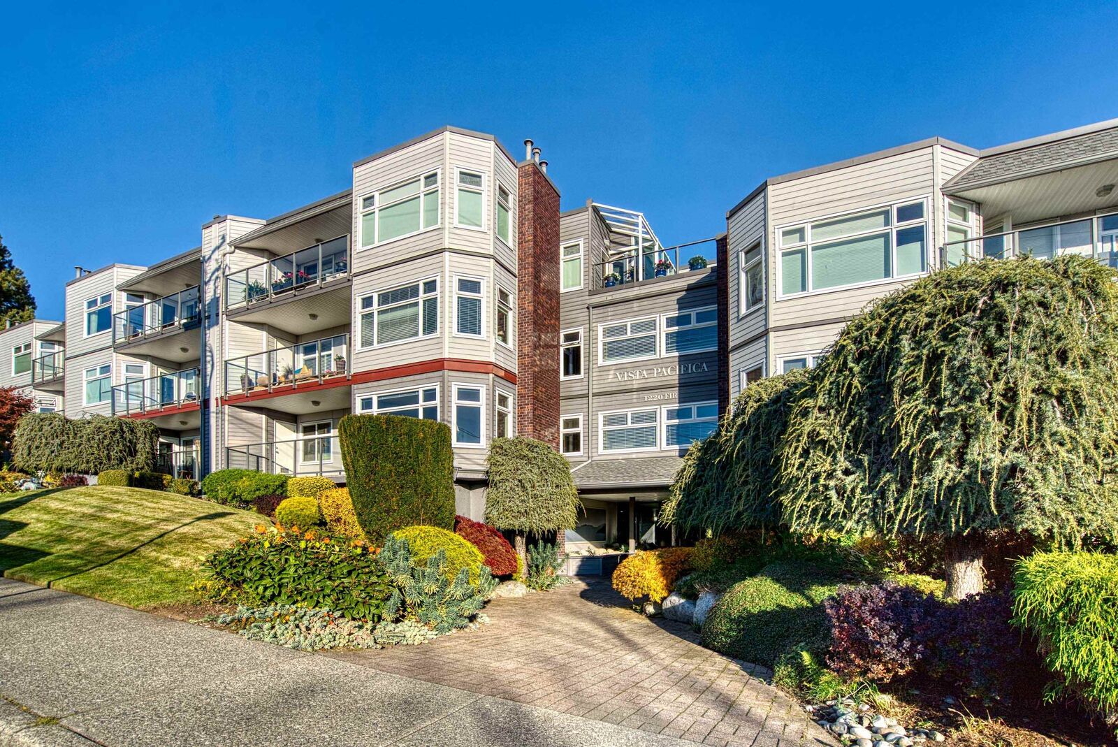 Property Photo:  1220 Fir Street 306  BC V4B 4B1 