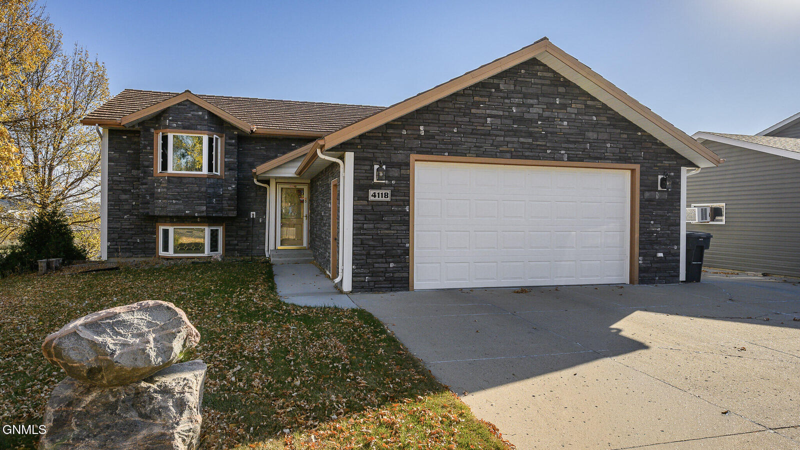 Property Photo:  4118 34th Avenue NW  ND 58554 
