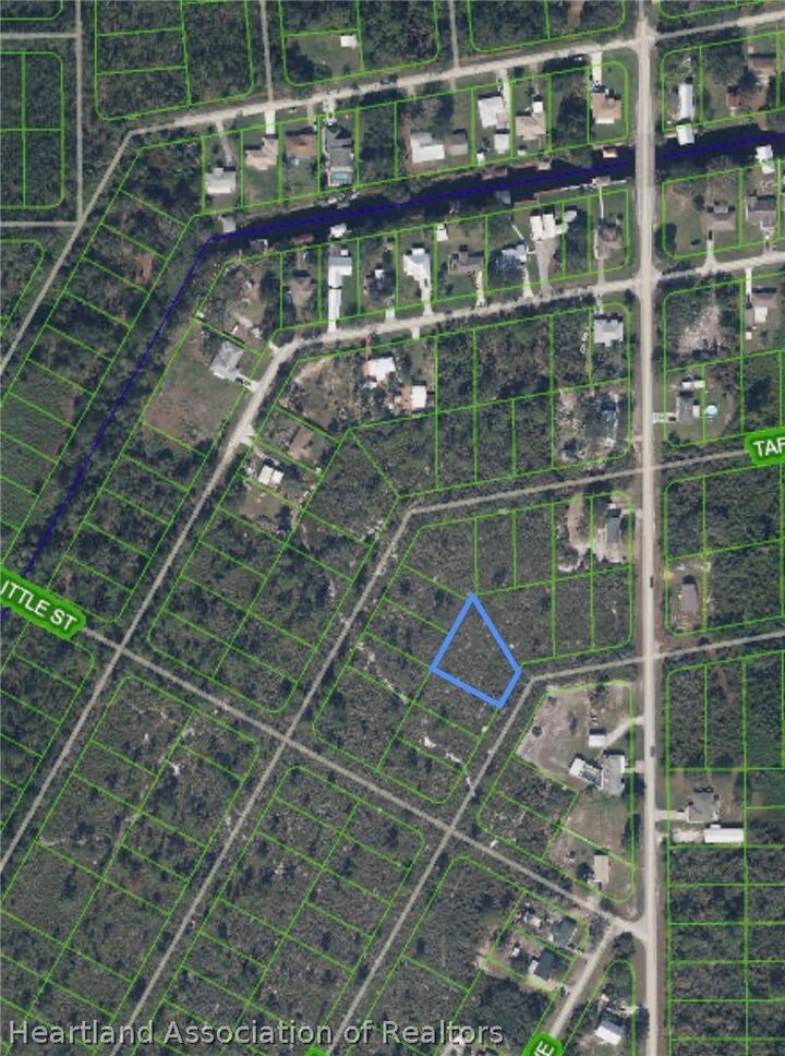 Property Photo: 1508 Jayhawk Avenue FL 33852