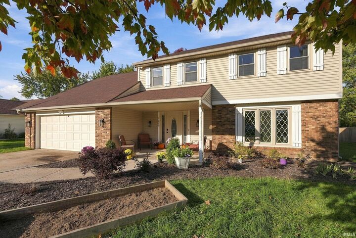 Property Photo: 1310 Windsor Woods Boulevard IN 46845