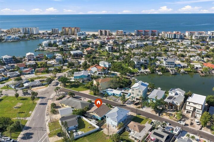 Property Photo: 14019 W Parsley Drive FL 33708