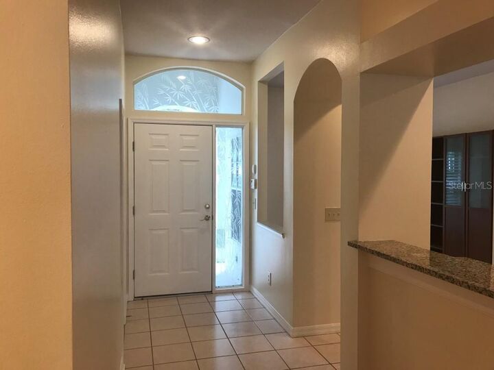 Property Photo: 10409 Mulligan Court FL 33647