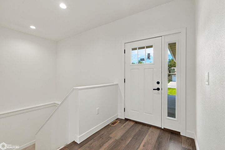 Property Photo: 205 Laci Dru Drive IA 52637