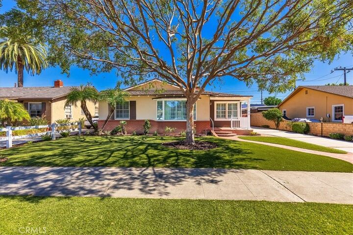 Property Photo:  415 N Shattuck  CA 92866 