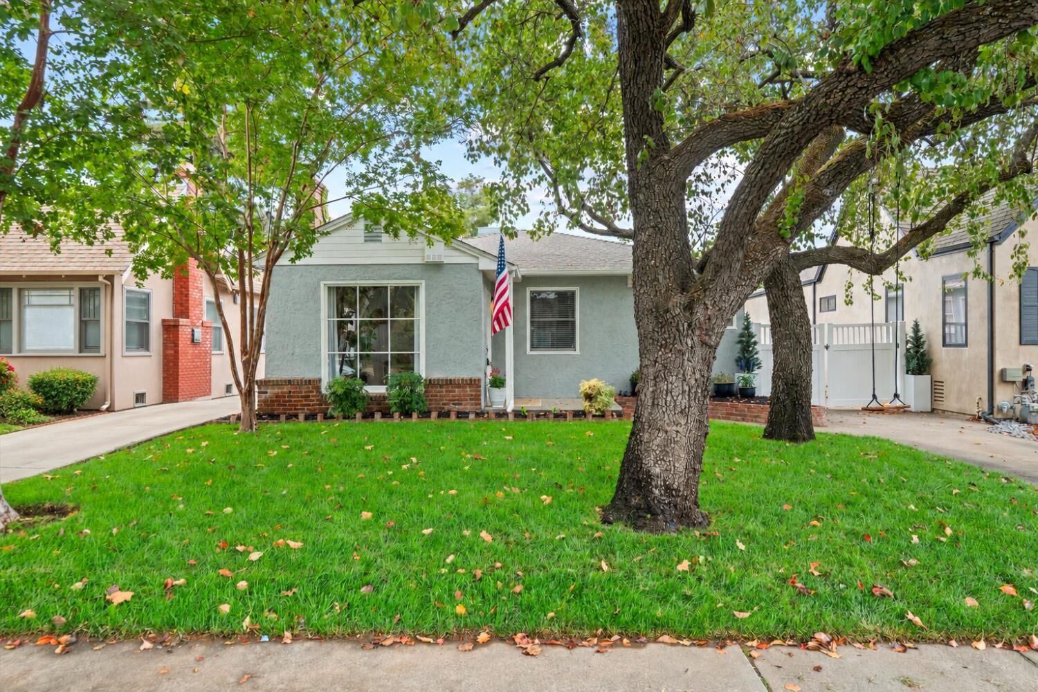 Property Photo:  1221 48th Street  CA 95819 