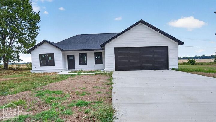 Property Photo: 436 Crestmont Circle AR 72315