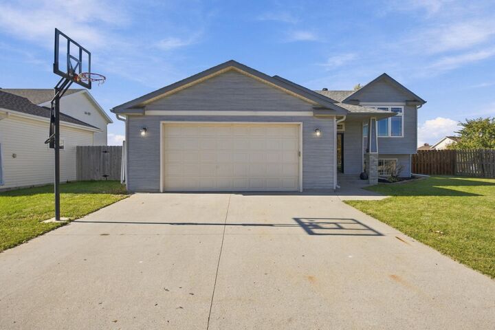 Property Photo:  4530 10th Street W  ND 58078 