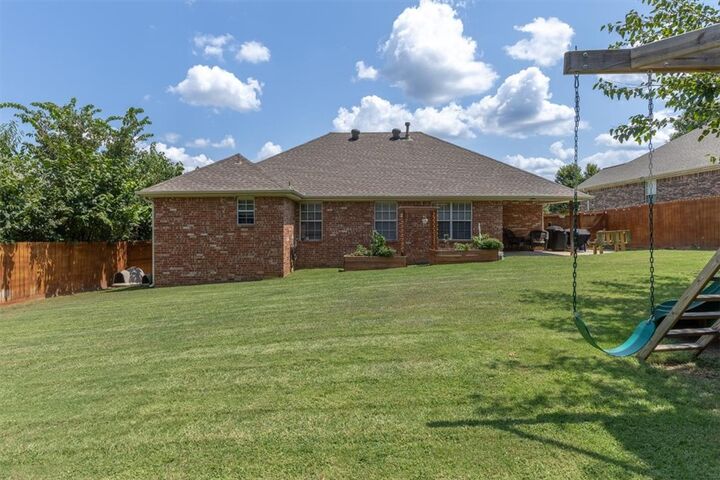 Property Photo:  2507 Drexelwood Drive  AR 72762 