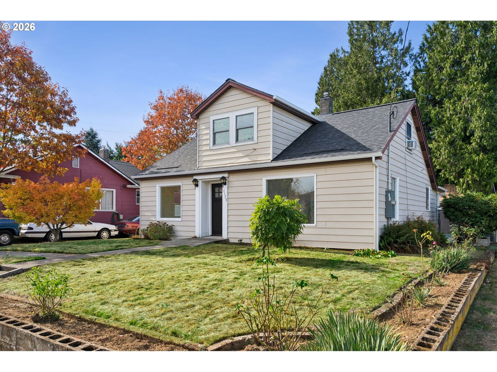 Property Photo:  1173 NE 70th Ave  OR 97213 