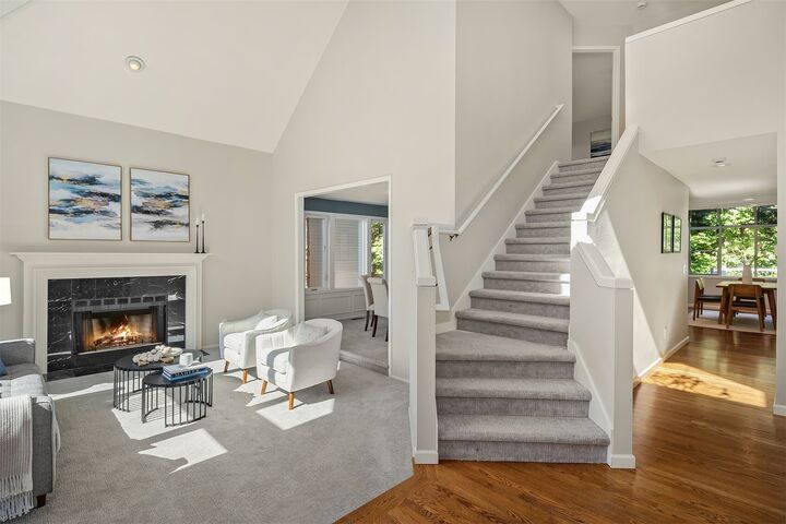 Property Photo: 26038 SE 38th Street WA 98029