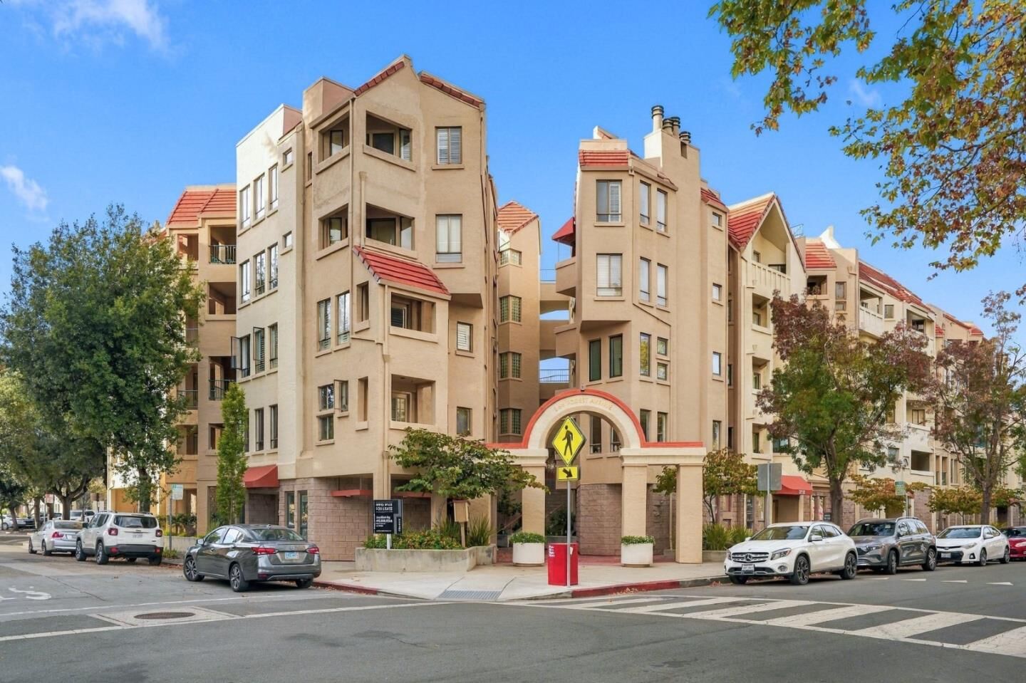 Property Photo:  365 Forest Avenue 2F  CA 94301 