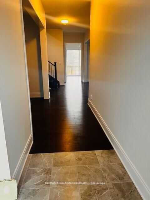Photo de la propriété: 184 Sunset Vista Court ON L4G 3Y1