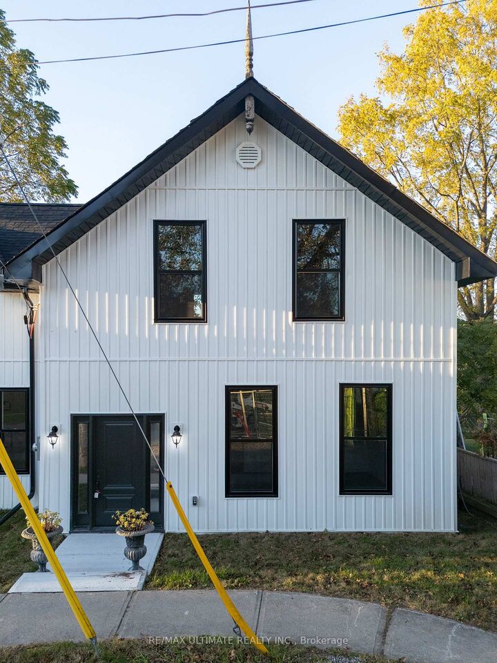 Property Photo: 40 Charles Street ON L1A 1S4