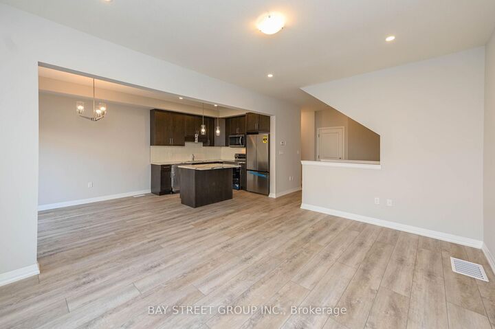 Property Photo:  4552 Portage Road 61  ON L2E 6A8 