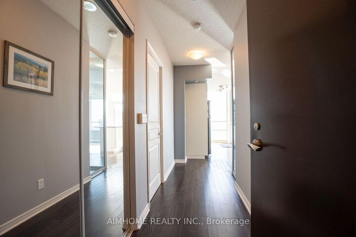 Property Photo: 2240 Lakeshore Boulevard 3202 ON M8V 0B1