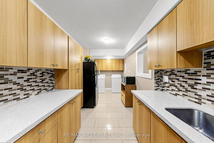 Property Photo:  370 Dixon Road 102  ON M9R 1T2 