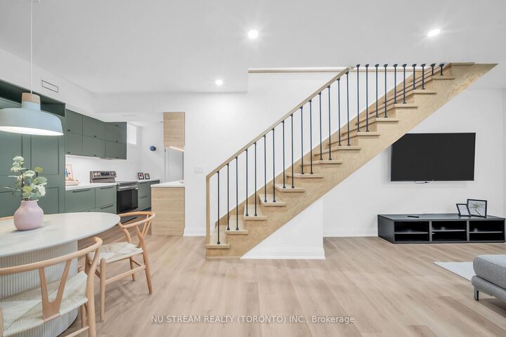 Property Photo:  323 Winnifred Drive Lower  ON L4P 3B4 