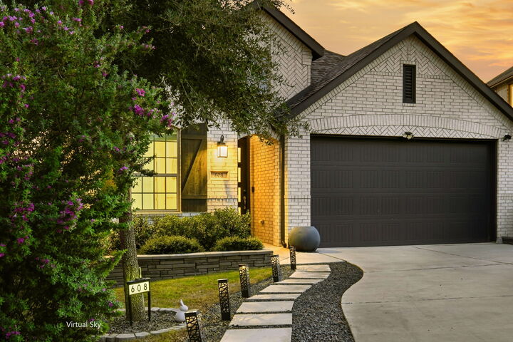 Property Photo:  608 Pecan Bottom Trail  TX 78628 