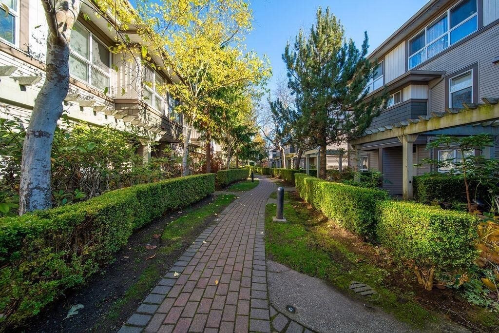 Property Photo:  15353 100 Avenue 39  BC V3R 3S6 