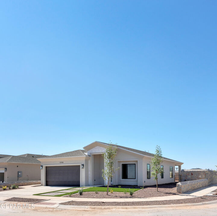 Property Photo: 5716 Adamsville Avenue TX 79934