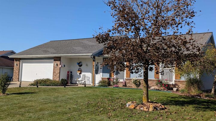 Property Photo:  411 Greenbriar Drive  IN 46714 
