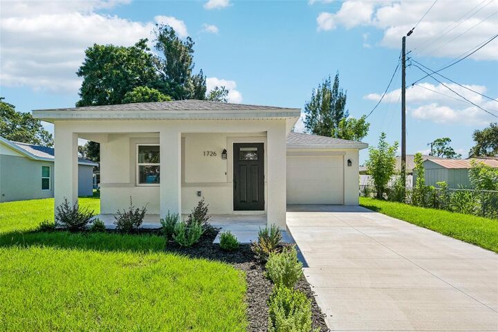 Property Photo:  1726 John Rivers Street  FL 34234 