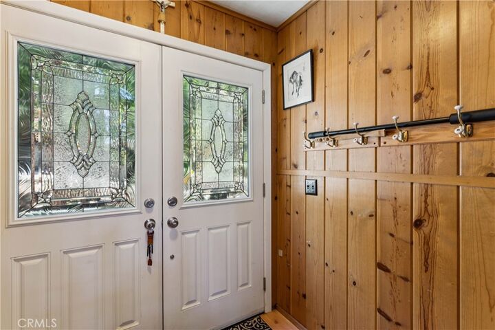 Property Photo:  582 Grass Valley Court  CA 92352 