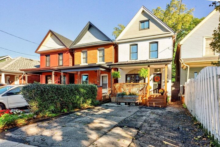 Photo de la propriété: 20 Belview Avenue ON L8L 7K5