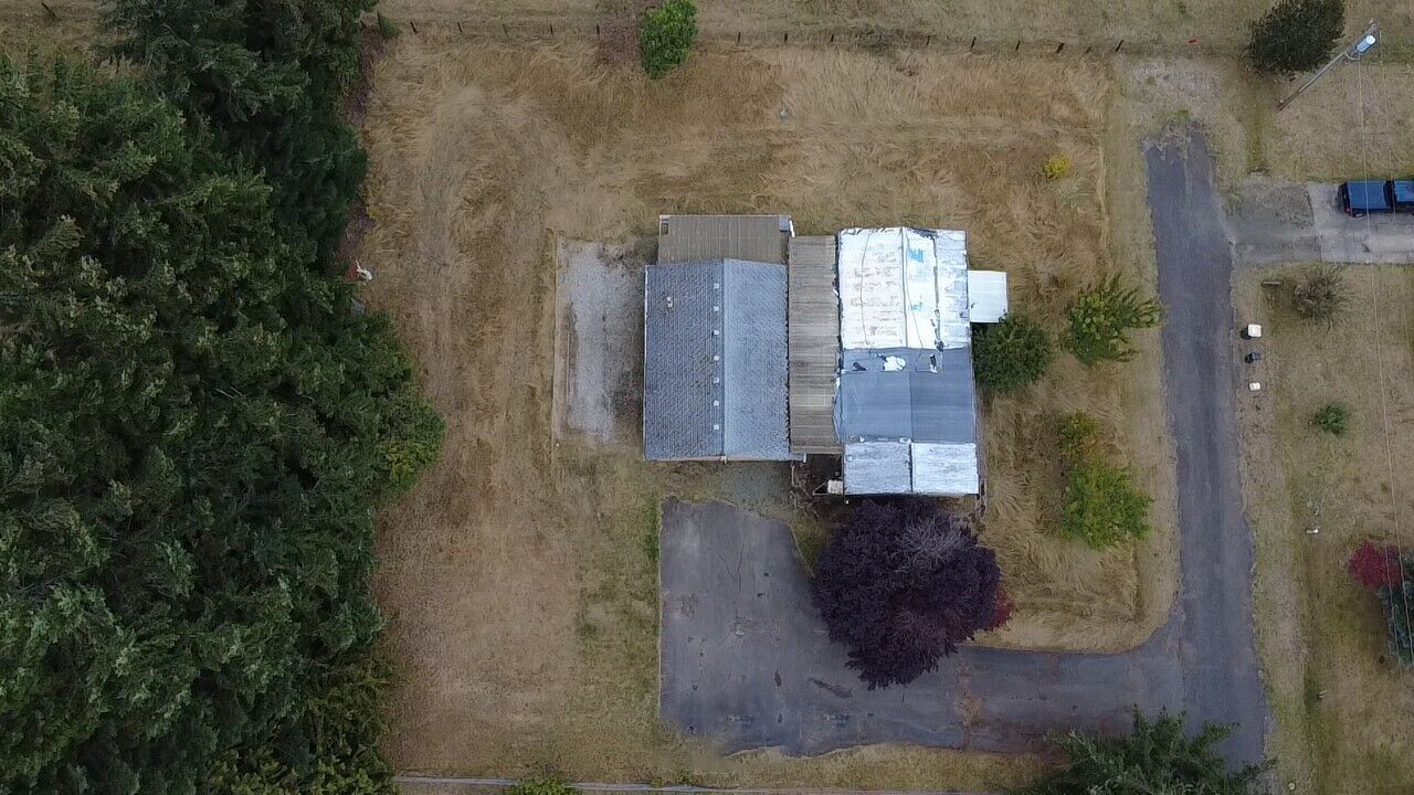 Property Photo:  628  35th Avenue NE  WA 98506 