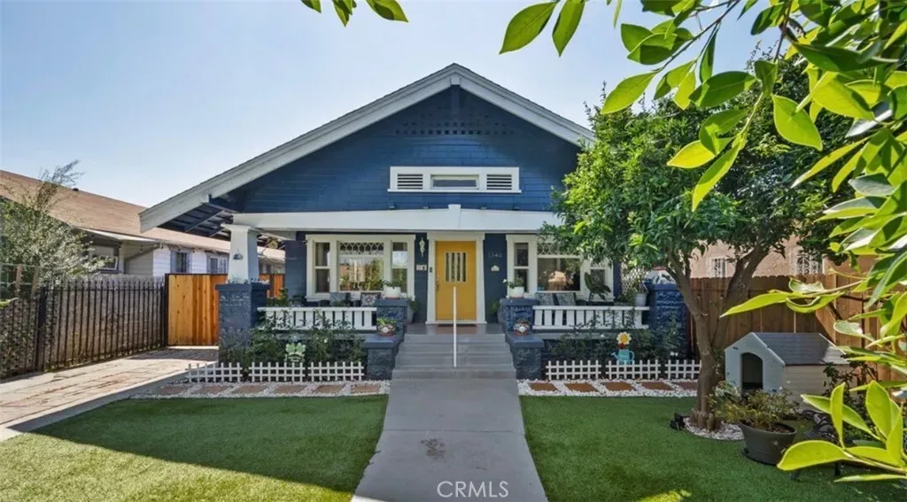 Property Photo:  1542 W 52nd  CA 90062 