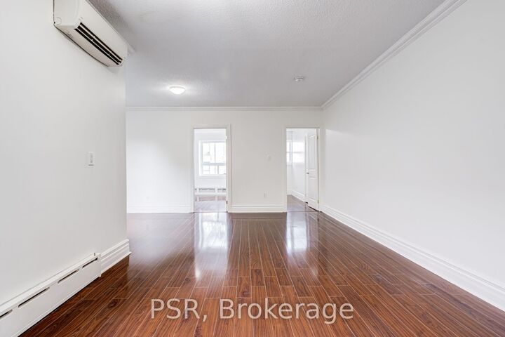 Property Photo:  2 Craighurst Avenue 2  ON M4R 1J8 