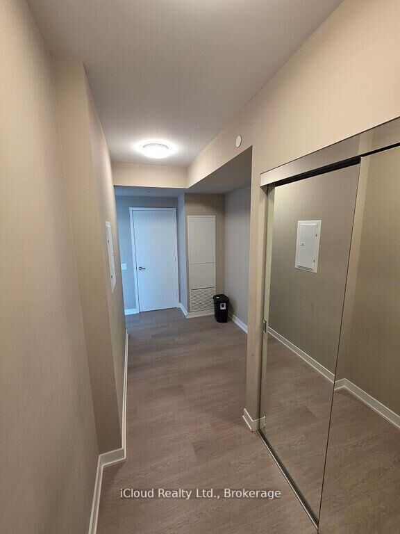 Property Photo:  3883 Quartz Road 3601  ON L5B 0M4 