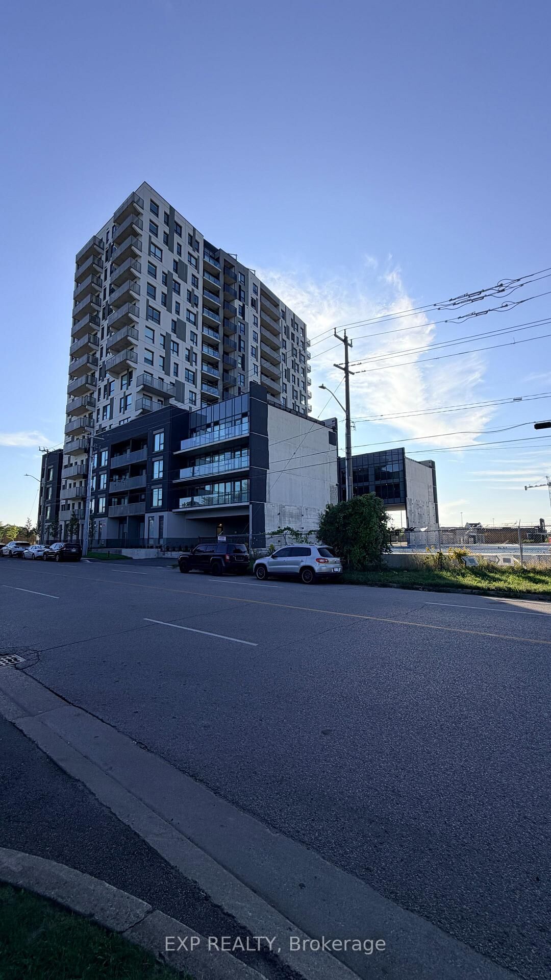 Property Photo:  1333 Weber Street E 308  ON N2A 1C2 
