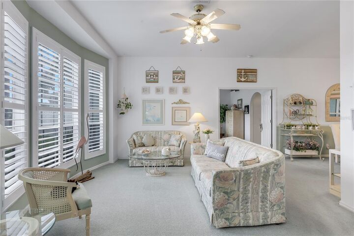 Property Photo: 305 SE 31st Street FL 33904