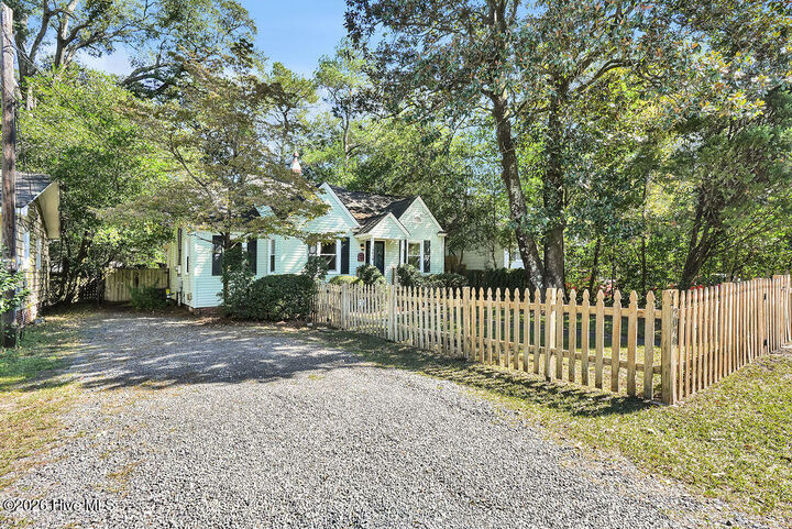 Property Photo: 2029 Burnett Boulevard NC 28401