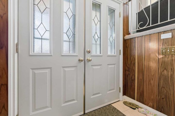 Property Photo:  5128 Rundlehorn Drive NE  AB T1Y 1C1 