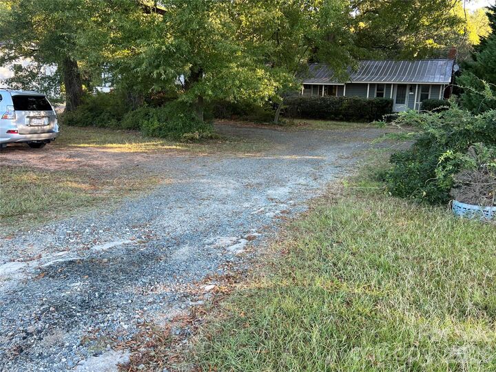 Property Photo:  5000 Wilgrove Mint Hill Road  NC 28227 