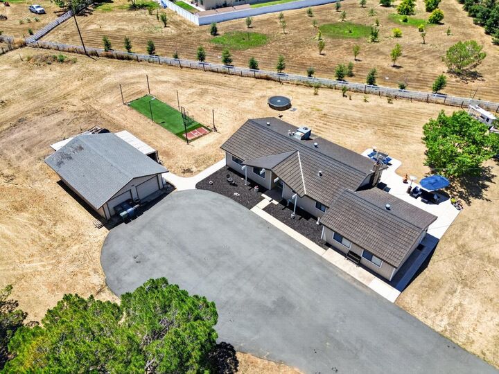 Property Photo: 11890 Cresthill Drive CA 95624