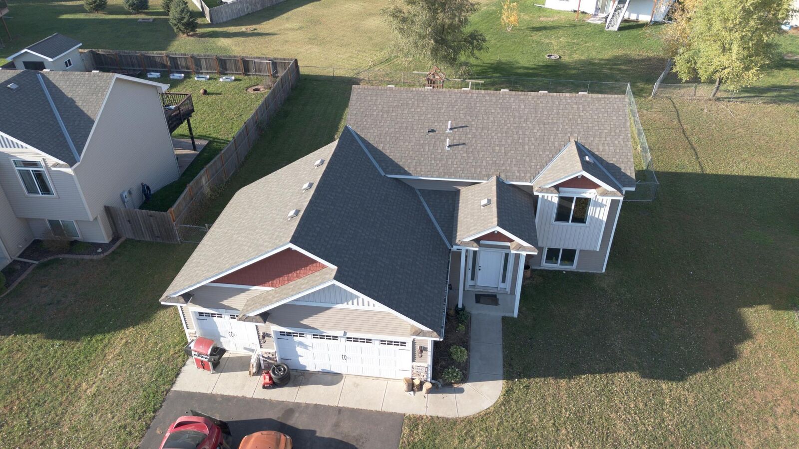 Property Photo: 19942 204th Avenue MN 55309