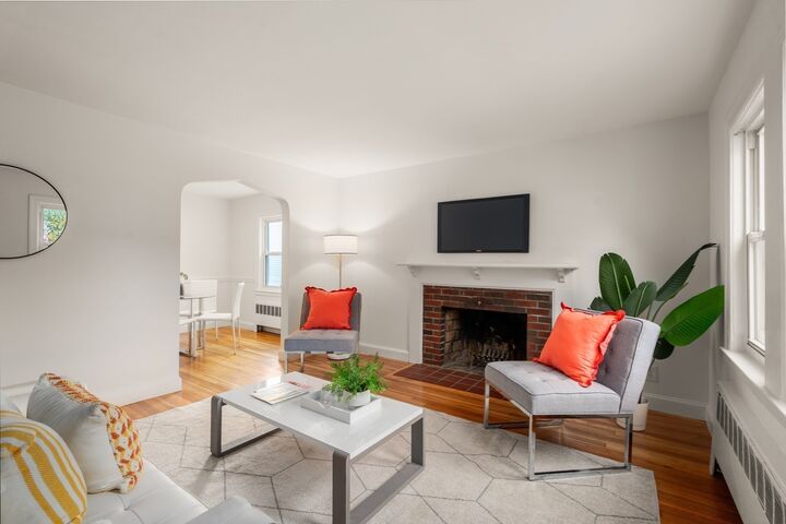 Property Photo: 11-13 Cross Street 11 MA 02478